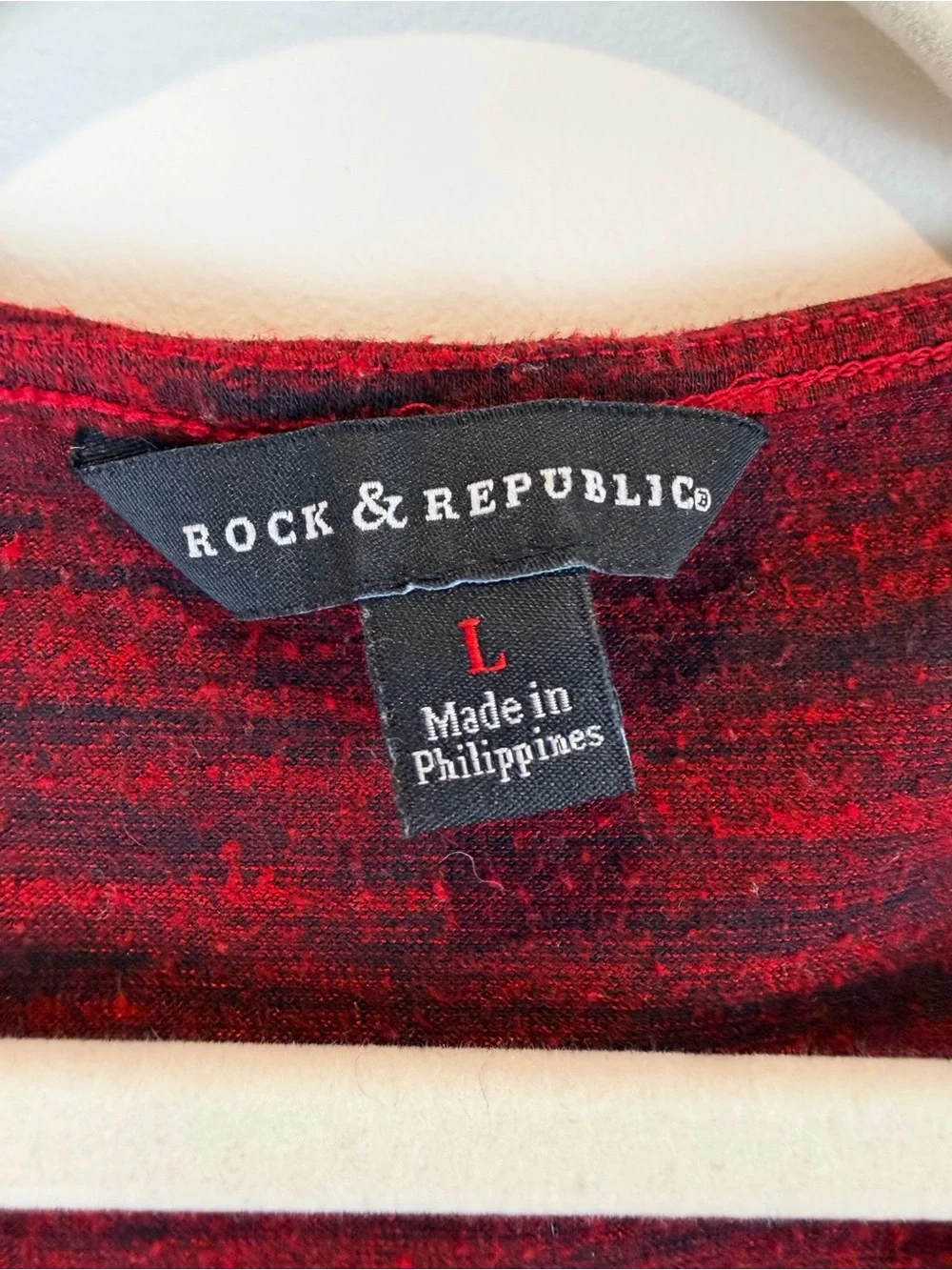 Rock & Republic Red and Black Striped Cold-Shoulder V-Neck Top Size Large
